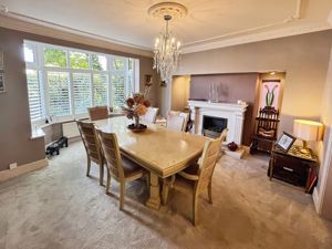 Dining room- click for photo gallery